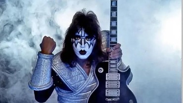 img-title Ace Frehley Meninggal, Keluarga Besar KISS Berduka