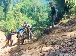 Aksi Nekat 22 Pemuda Terjang Maut Demi Saksikan Irau Malinau