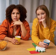 3 Kegiatan yang Jadi Favorit Banyak Orang, tapi Justru Mengganggu bagi Orang Cerdas