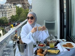 Gofood Rp2 Juta Sehari, Ini 7 Gaya Hedon Erin Taulany Santap Makanan Mewah & Mahal