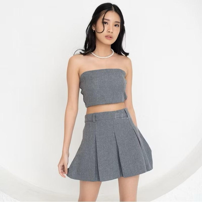 Inspirasi outfit gemas ala Adhisty Zara