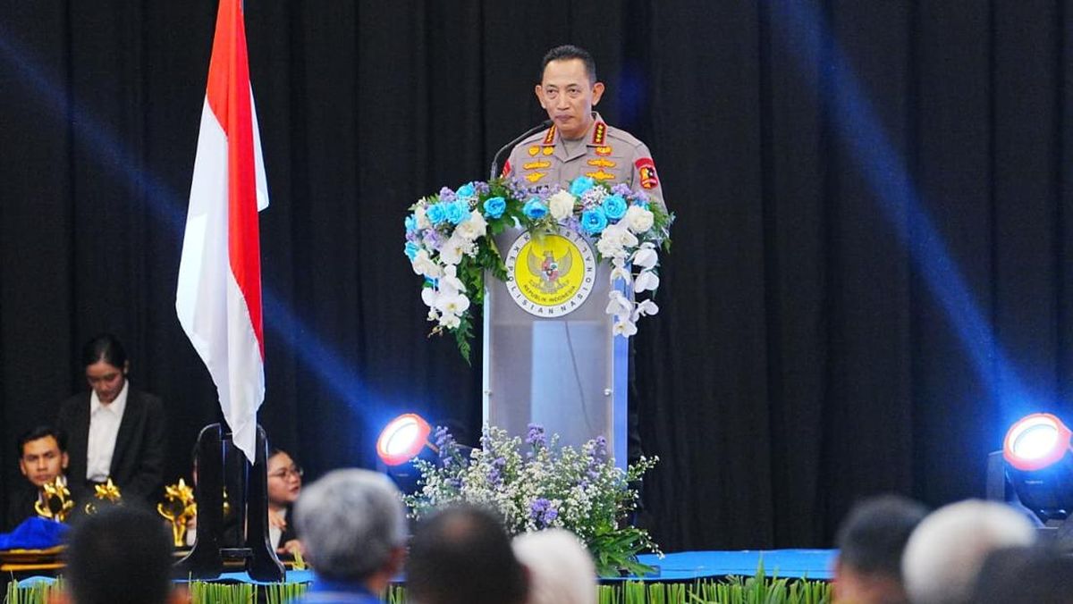 Kapolri Sebut Polri Terbuka Kritik dan Terus Berbenah di Kompolnas Award