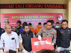 Dua Pengedar 2 Kg Sabu di Merangin Ditangkap, Pemasok Diburu Dua Pengedar 2 Kg Sabu di Merangin Ditangkap, Pemasok Diburu