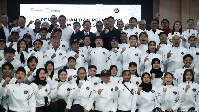 Menpora dan KOI Lepas Kontingen Indonesia ke ISG dan AYG 2025 Menpora Erick Thohir dan Ketua KOI Raja Sapta Oktohari melepas kontingen Indonesia ke Islamic Solidarity Games dan Asian Youth Games (AYG) 2025.