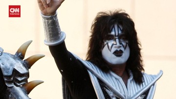 VIDEO: Gitaris dan Pendiri KISS, Ace Frehley Meninggal Dunia
