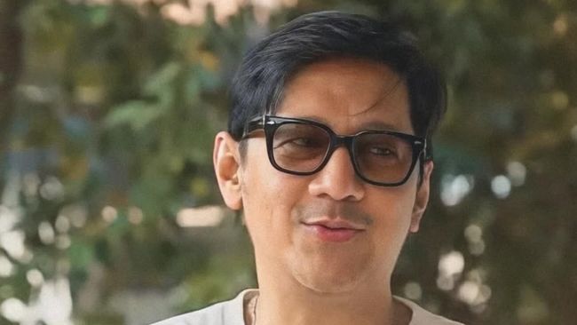 Andre Taulany menyelesaikan proses cerai dari Erin dengan mengucap ikrar talak di Pengadilan Agama Jakarta Selatan, Rabu (3/12).