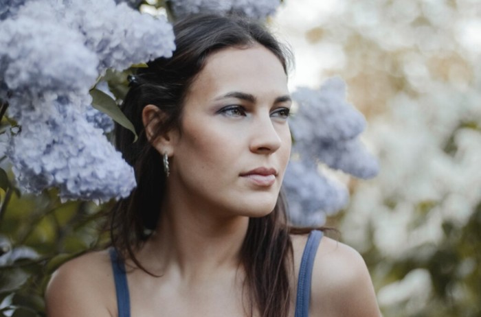 Aura Misterius dan Intens yang Sulit Diabaikan/ Foto: freepik.com/freepic.diller