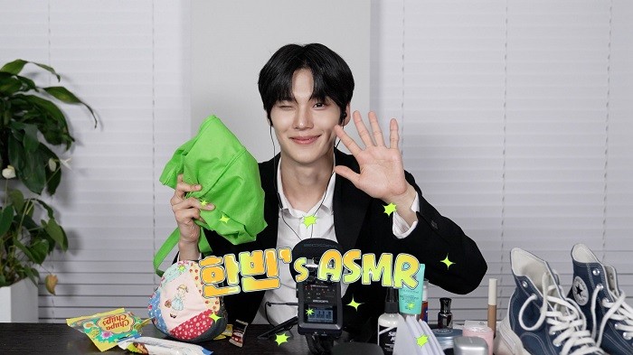 Untuk Beauties yang suka nonton ASMR, EVNNE memiliki konten ASMR yang dibawakan oleh Hanbin.