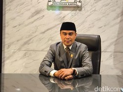 Dorong Peningkatan PAD, Fraksi Golkar Jatim Sentil BUMD PWU Berbenah Dorong Peningkatan PAD, Fraksi Golkar Jatim Sentil BUMD PWU Berbenah
