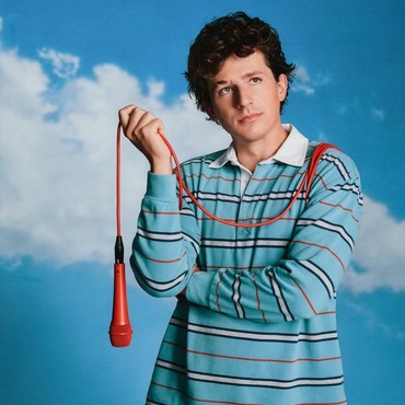 Charlie Puth Berhenti Minum Alkohol karena Merasa Ganggu Cara Berpikir