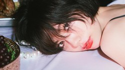 img-title Lirik Lagu Daylight - Nana