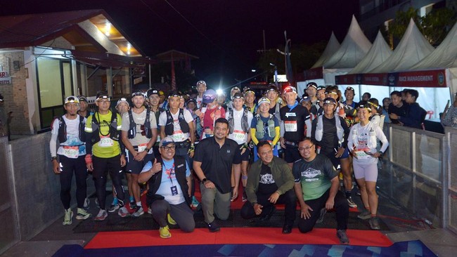 Gubernur Sumut Lepas Peserta Lari ToTK 2025, Dukung Sport Tourism Gubernur Bobby Nasution mengatakan, ajang Trail of The Kings 2025 menjadi wujud kolaborasi mempromosikan pariwisata di Sumatera Utara.