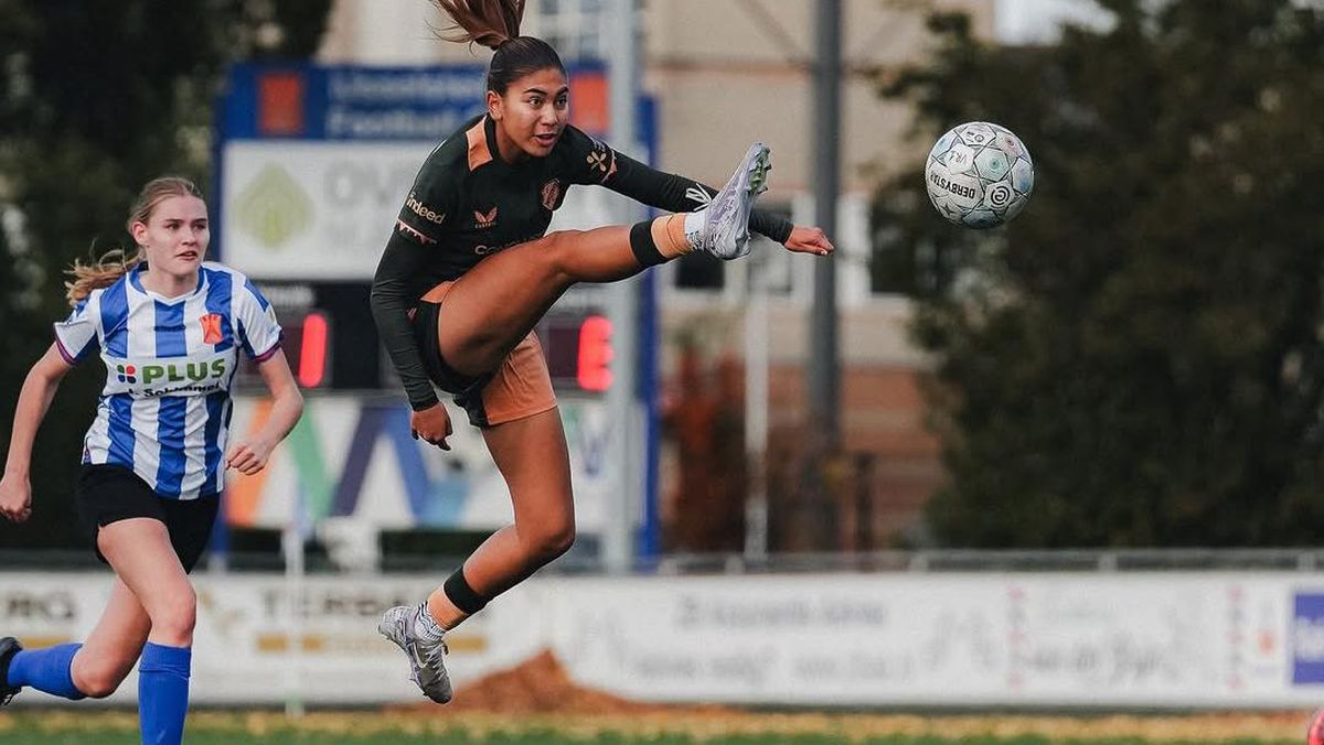 Debut Manis Claudia Scheunemann di Utrecht: Cetak 2 Gol di KNVB Cup