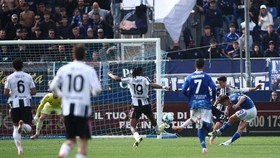 Hasil Liga Italia: Como Menggila, Juventus Dihajar 2-0