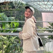 Profil Callista Aldenia, Desainer Muda Asal Bandung yang Karyanya Berhasil Pikat Billie Eilish
