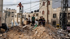 Pemukim Israel Bakar Masjid dan Al Quran di Tepi Barat Palestina