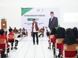 Siswa Sekolah Rakyat Titip Surat untuk Prabowo, Beri Doa-Ucapan Ulang Tahun