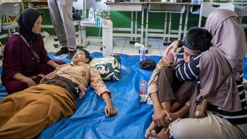 FOTO: Praperadilan Nadiem Kandas hingga Solidaritas untuk Delpedro Cs