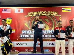 Personel Brimob Polda Metro Sabet 2 Medali di Kejuaraan Karate Internasional Personel Brimob Polda Metro Sabet 2 Medali di Kejuaraan Karate Internasional