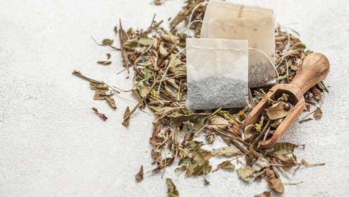 Jangan Langsung Dibuang! Ini 5 Cara Memanfaatkan Kantong Teh Bekas yang Ramah Lingkungan