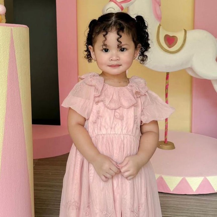 <p>Nama Aiko memiliki makna yang manis, yaitu anak tercinta atau buah hati tercinta. Makna ini menjadi doa dan harapan orang tua bagi si bungsu. (Foto: Instagram @revtiayunatasya)</p>
