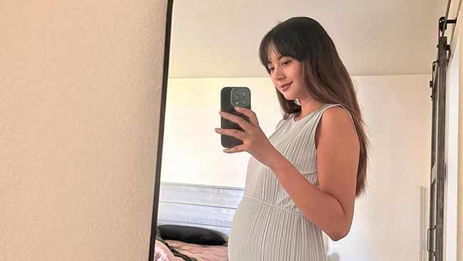 Aurelie Moeremans Pamerkan USG Janin yang Bikin Ia Yakin sedang Hamil Bayi Laki-Laki