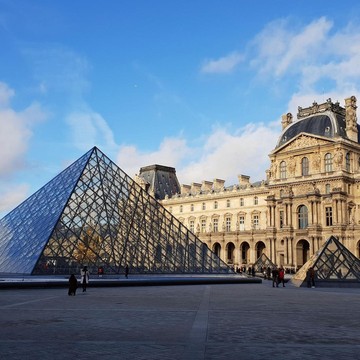 Fakta-fakta di Balik Aksi Pencurian di Museum Louvre Prancis, Perhiasan Kerajaan Abad 19 Hilang