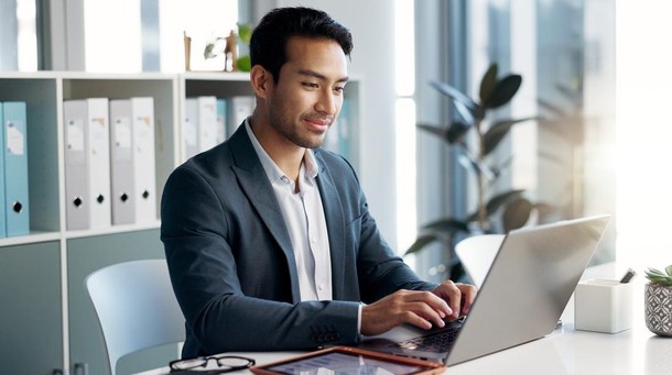 Apa Itu B2B dan B2C? Kenali Perbedaan dan Contohnya bagi Bisnis