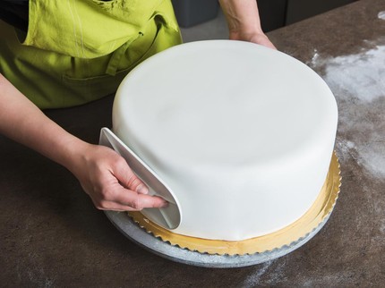 3 Cara Membuat Fondant Cake Anti Gagal dengan Bahan Sederhana, Mudah Hanya 15 Menit