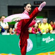 5 Artis Perempuan yang Aktif Berolahraga di Usia Tak Lagi Muda, Pantas Cantik dan Tetap Fit!