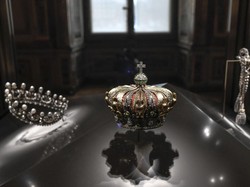 Cocoklogi di Balik Perampokan Museum Louvre