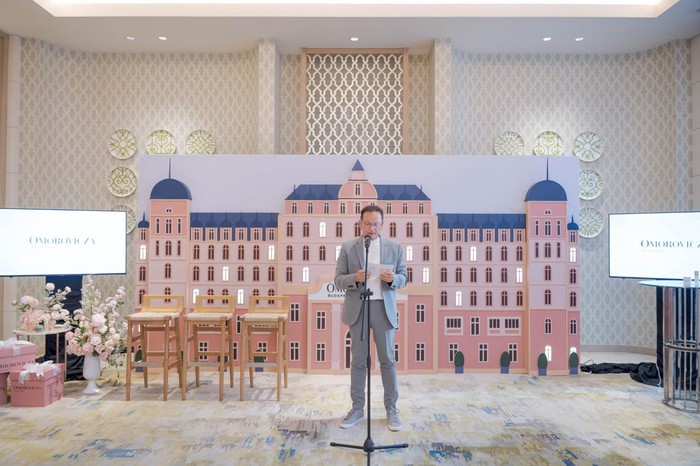 The Healing Concentrate™ adalah Reasons to Believe utamanya. Teknologi biofermentasi eksklusif ini memastikan mineral unik Budapest dapat diserap kulit secara optimal.