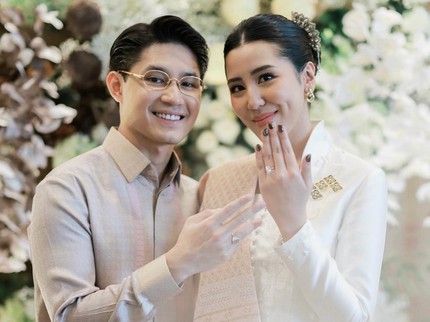 5 Potret Tunangan Teuku Rassya & Cleantha Islan, Tamara Bleszynski Tulis Pesan Haru