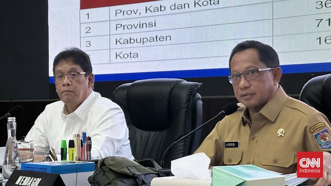 Menkeu Purbaya menilai reformasi tata kelola pemerintahan Bekasi belum tuntas. Itu terbukti dari praktik kotor, seperti jual beli jabatan yang masih terjadi.