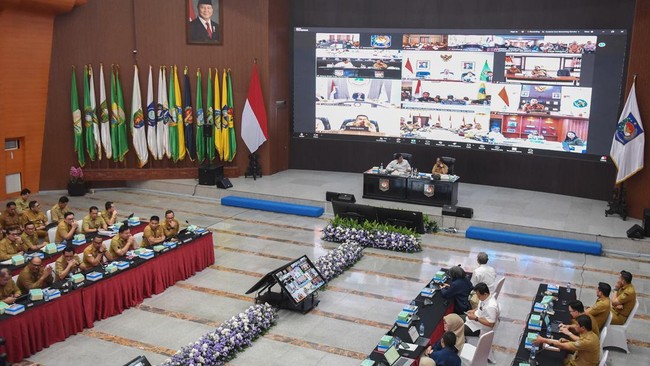 Kementerian Dalam Negeri menyatakan revisi UU Pemda penting untuk penguatan tata kelola daerah, efisiensi kelembagaan, dan peningkatan layanan publik.