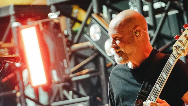 Fred Durst Kenang Pertemuan Pertama dengan Sam Rivers Mendiang Bassis Limb Bizkit