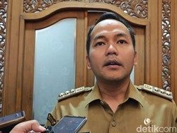 Walkot Solo Ngotot WFH Bisa Irit Anggaran, Begini Hitung-hitungannya