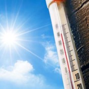 4 Tips Tetap Sehat di Kondisi Cuaca Panas Ekstrem