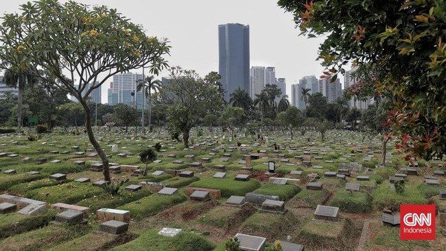 Saat ini tersisa 11 TPU di Jakarta dengan kapasitas 118 ribu petak makam yang diperkirakan bisa memberikan layanan pemakaman sampai tiga tahun ke depan.