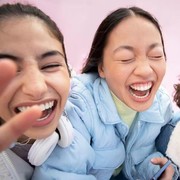 4 Zodiak yang Paling Lucu, Bikin Ngakak Terus!