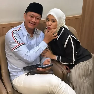 Unggahan Alexander Suami Clara Shinta soal Peselingkuhan di Tengah Isu Pisah