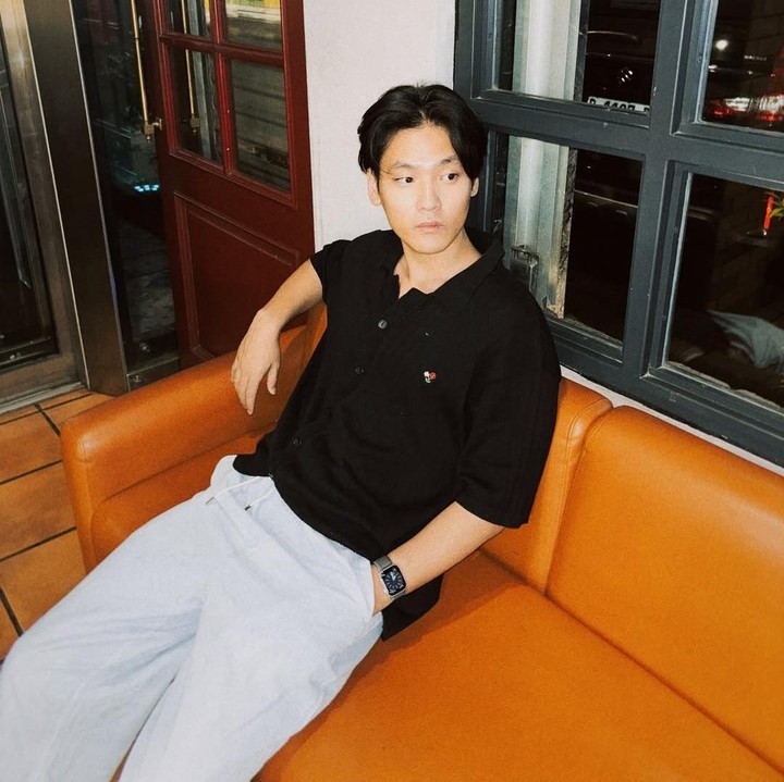 <p>Nama Na Daehoon belakangan ini tengah mencuri perhatian publik setelah rumah tangganya diterpa isu miring. Meskipun demikian, selebgram asal Korea Selatan itu baru saja berbagi kebahagiaan di hari ulang tahunnya.&nbsp;(Foto: Instagram@daehoon_na)</p>