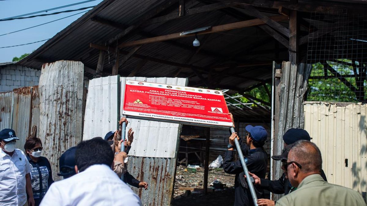 Satgas Sukses Bersihkan 22 Pabrik Terpapar Radiasi Cs-137 di Cikande Satgas Sukses Bersihkan 22 Pabrik Terpapar Radiasi Cs-137 di Cikande