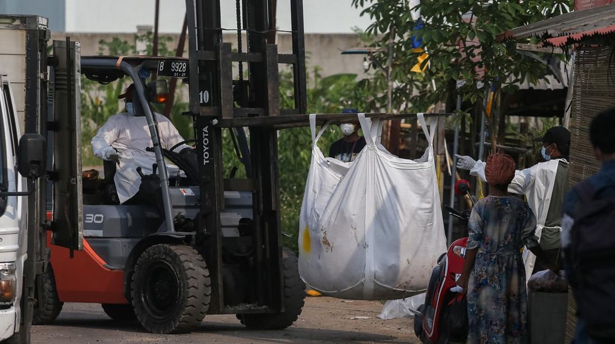 FOTO: Dekontaminasi Material Tercemar Radiasi Cesium-137 di Cikande