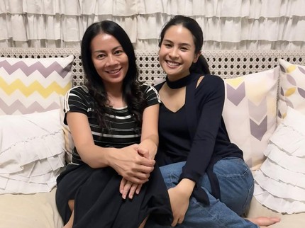 Dewi Lestari Ungkap 13 Th Persahabatan dengan Maudy Ayunda, Sampai Diidolakan Kedua Anak