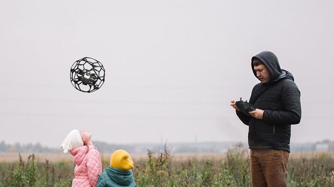 Kemajuan Teknologi, Drone Soccer Jadi Inovasi Olahraga Modern