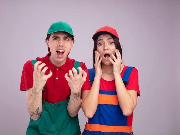 Untuk tampil lebih fun saat Halloween, kamu bisa sontek gaya Mario dan Luigi dalam karakter Mario Bros.