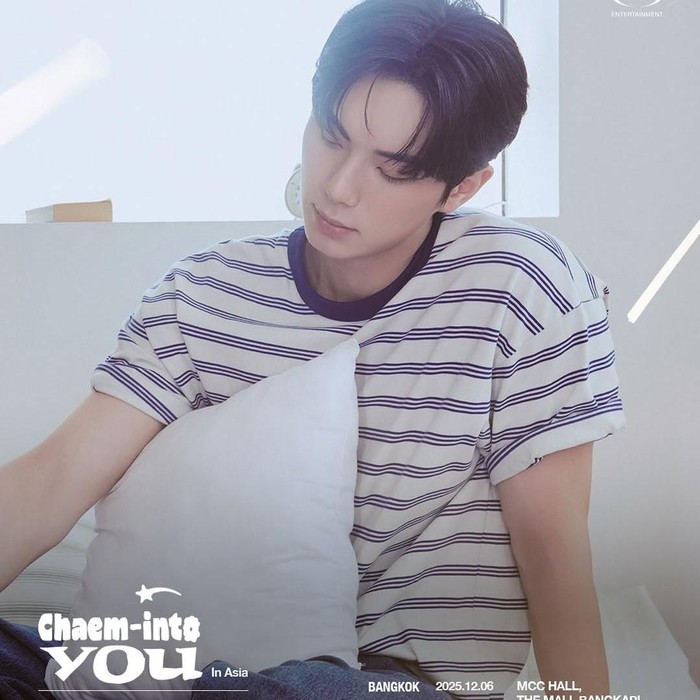 Varo Entertainment membagikan poster fan meeting Lee Chae Min bertajuk ‘Chaem-into You’, yang menampilkan jadwal dan list tour di beberapa negara Asia. Acara ini semakin spesial mengingat menjadi pertama bagi sang aktor sejak berkarier di industri hiburan.