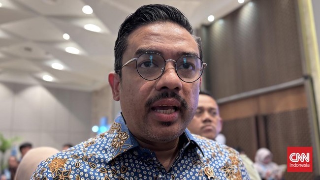 Menteri UMKM Maman Abdurrahman tengah menyiapkan aturan yang melarang platform marketplace menaikkan biaya layanan secara sepihak ke seller.