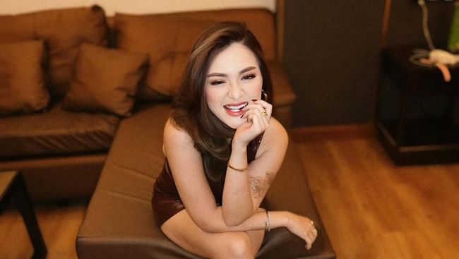 Komentar Nathalie Holscher Dinilai Lebih Cantik dari Mahalini